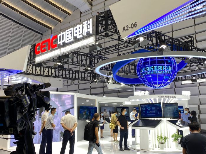 首页|NG大舞台,有梦你就来